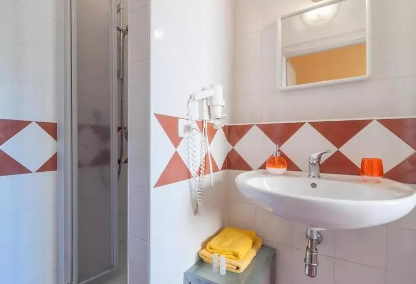 Отель Affittacamere Art Rooms