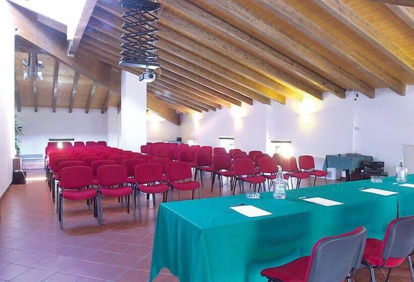 בית מלון כפרי Villaggio Della Salute Più