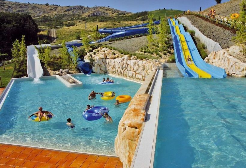 בית מלון כפרי Villaggio Della Salute Più