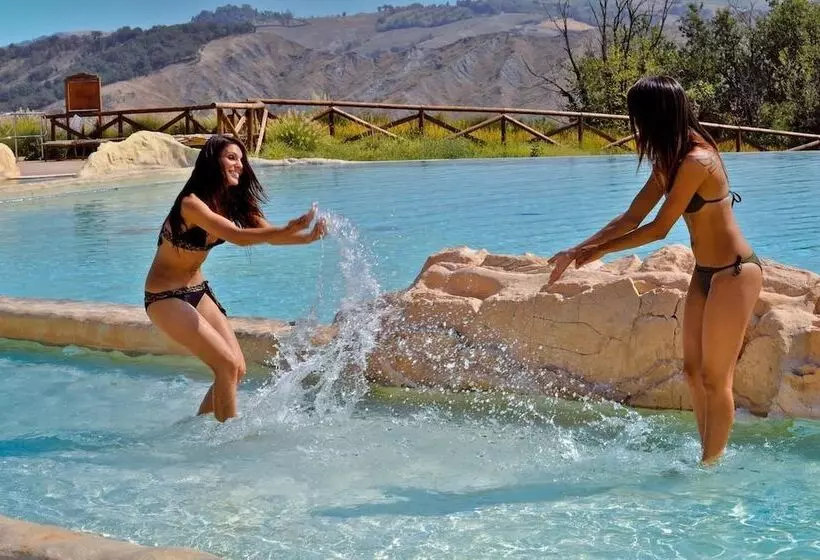 호텔 Villaggio Della Salute Più