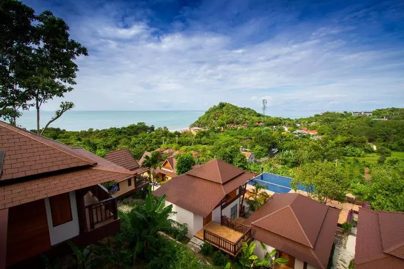 Hotelli Baan Puteri Lanta