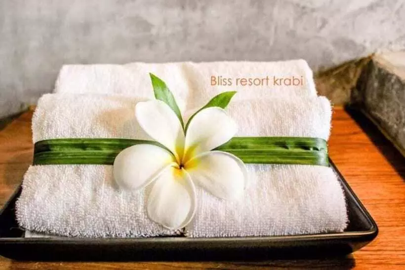בית מלון כפרי Bliss Resort Krabi