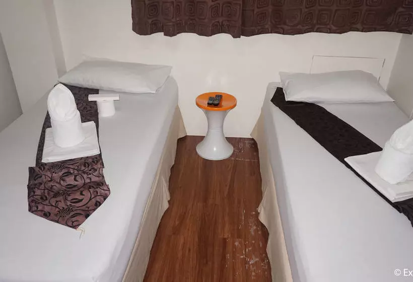 호텔 Dg Budget Naia