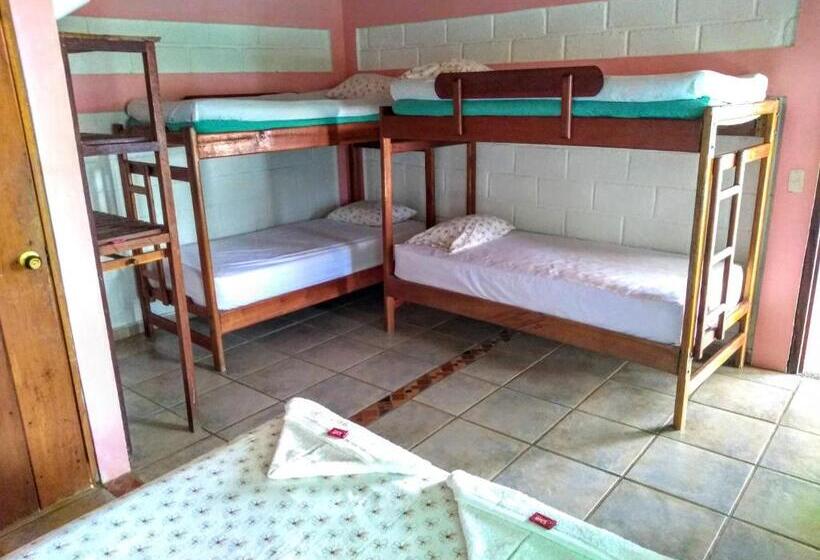 Hotel Hostal Capurgana