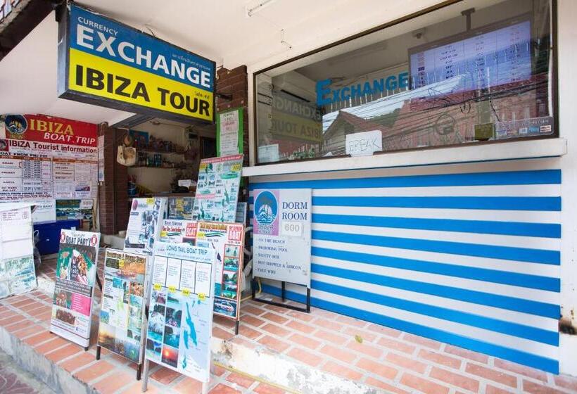 בית מלון כפרי Ibiza Phi Phi