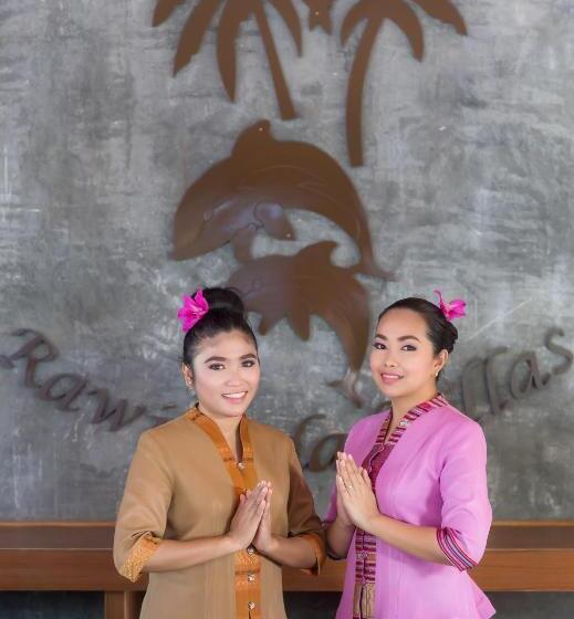 בית מלון כפרי Ibiza Phi Phi