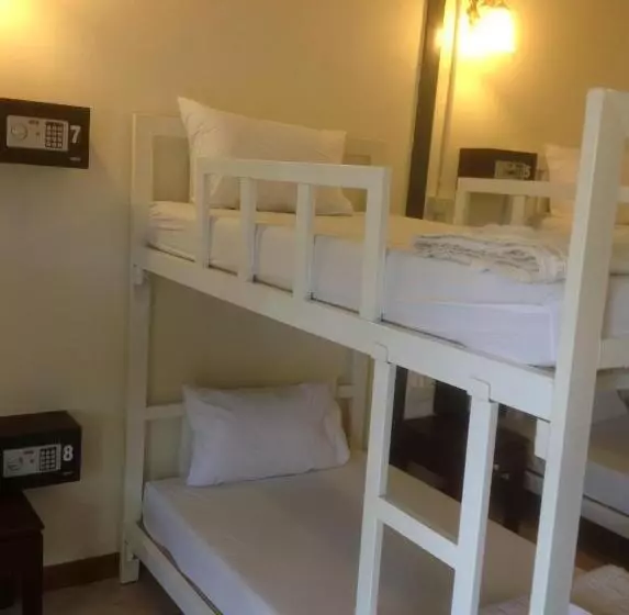 Szálloda Ibiza Phi Phi