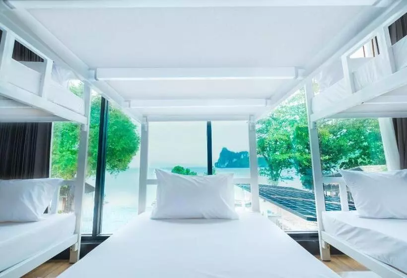 Szálloda Ibiza Phi Phi