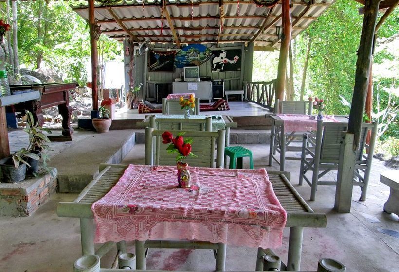 ホテル J. Seaview Resort