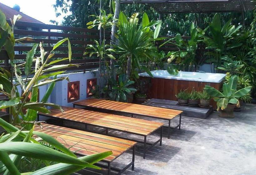 فندق Junior House