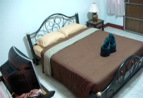 فندق Junior House