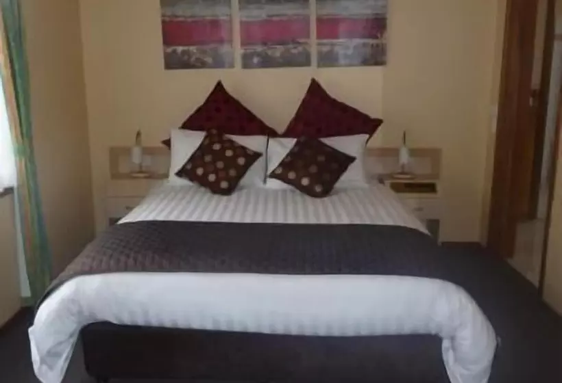 בית מלון כפרי Kangerong Holiday Park