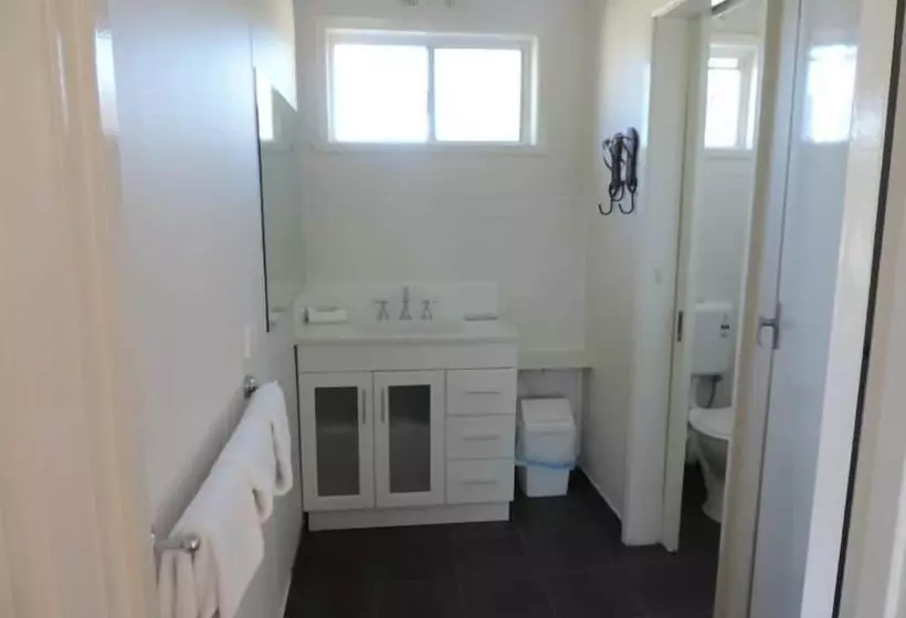 בית מלון כפרי Kangerong Holiday Park