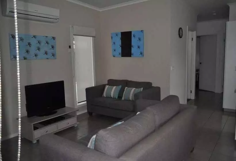 בית מלון כפרי Kangerong Holiday Park