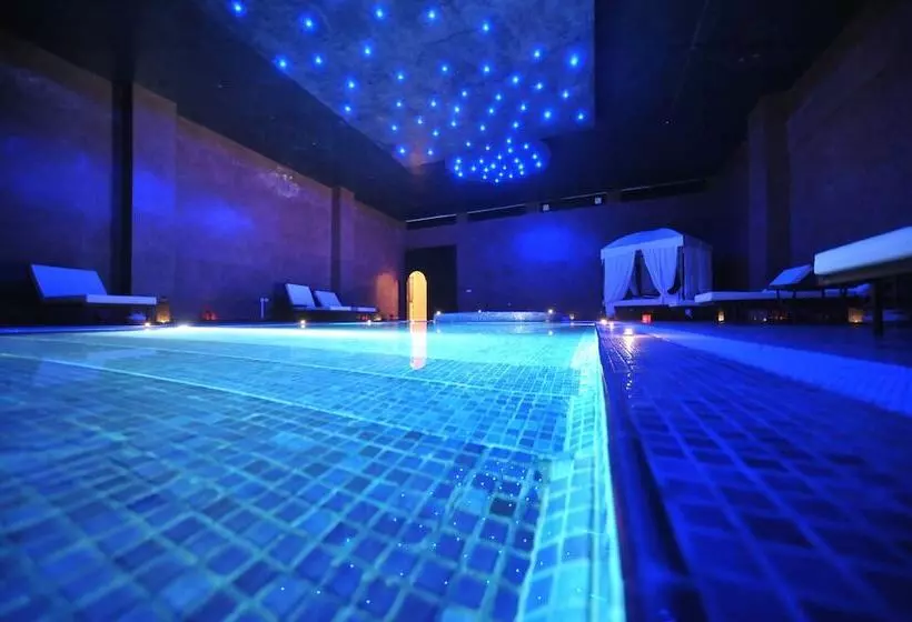 هتل Palais Masandoïa