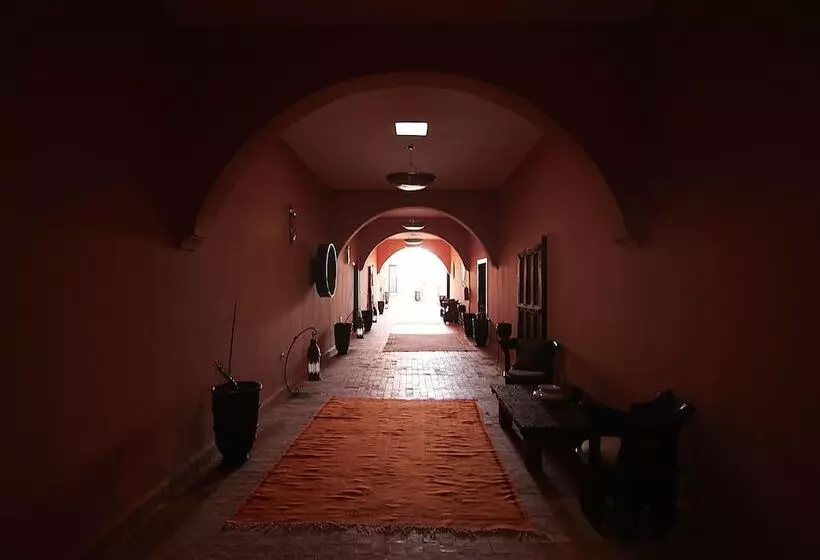 هتل Palais Masandoïa