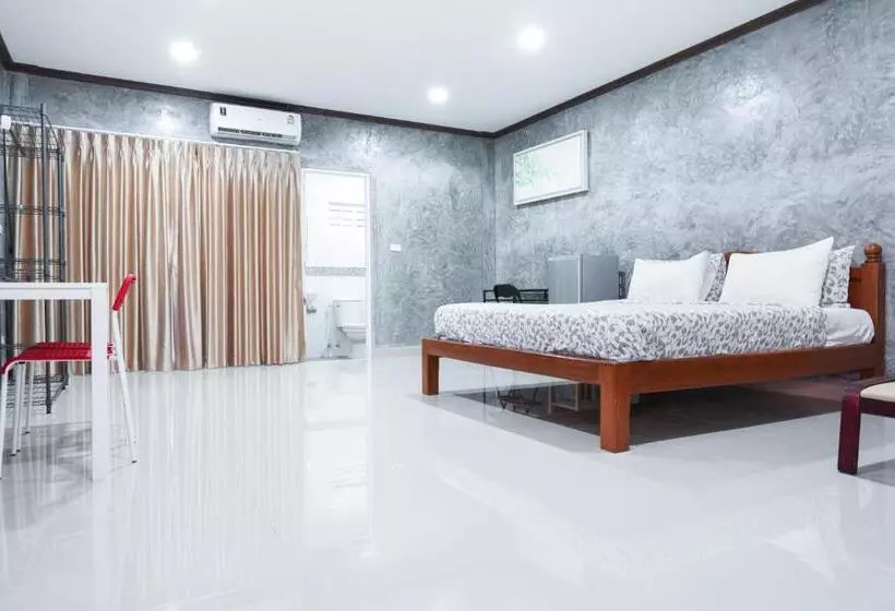 فندق Phuket Airport Inn