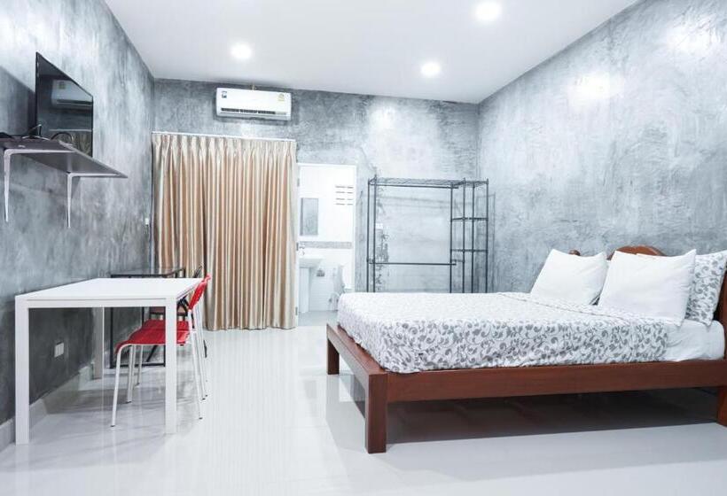 호텔 Phuket Airport Inn