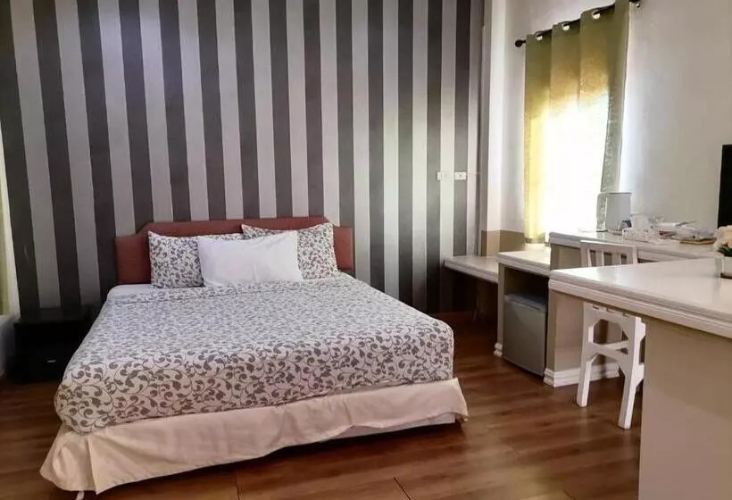 فندق Phuket Airport Inn