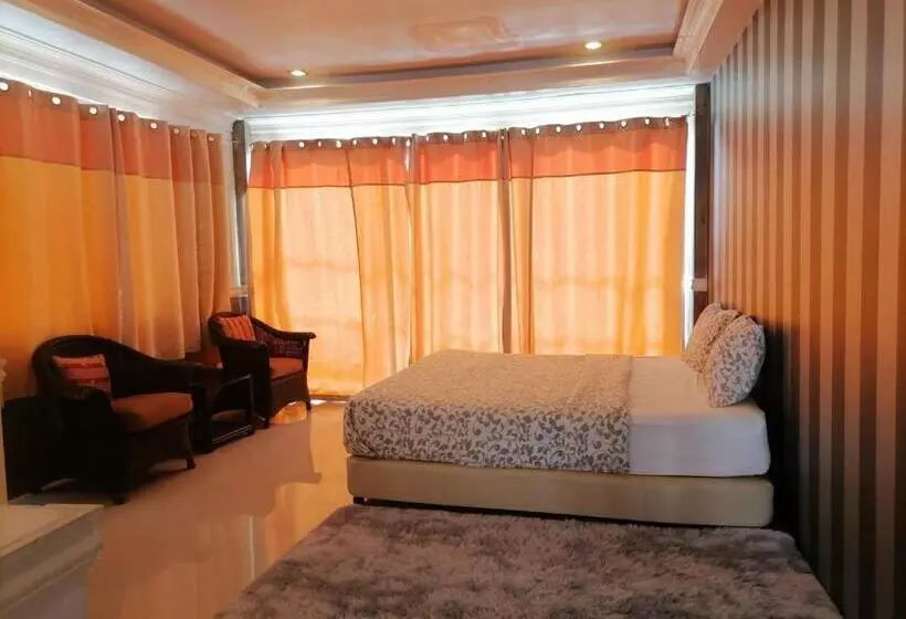 فندق Phuket Airport Inn