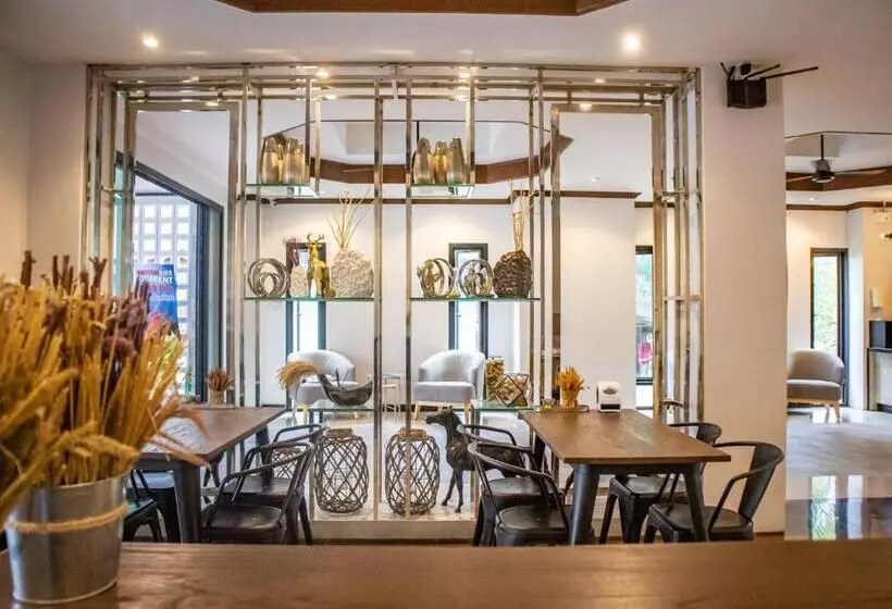 호텔 The Moon Night Ao Nang