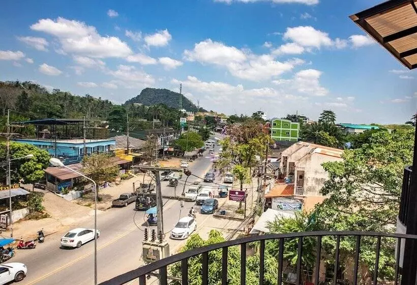 호텔 The Moon Night Ao Nang