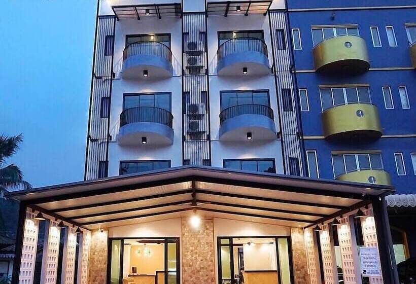 호텔 The Moon Night Ao Nang