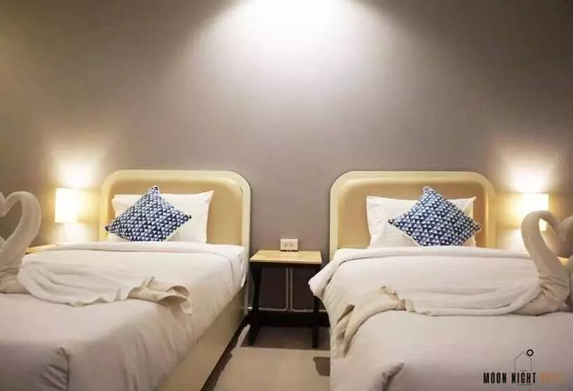 호텔 The Moon Night Ao Nang