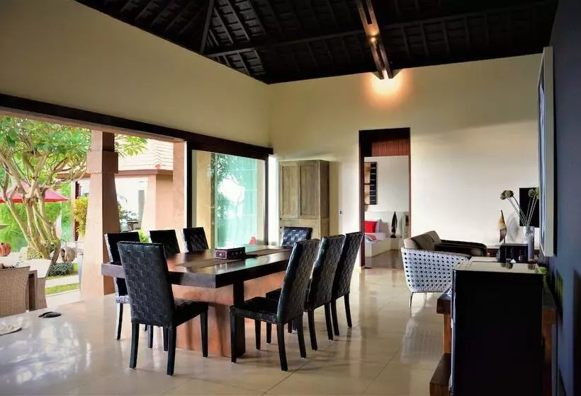 Отель Villa Tiara Lombok Island