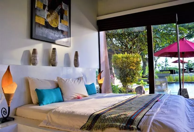 Отель Villa Tiara Lombok Island