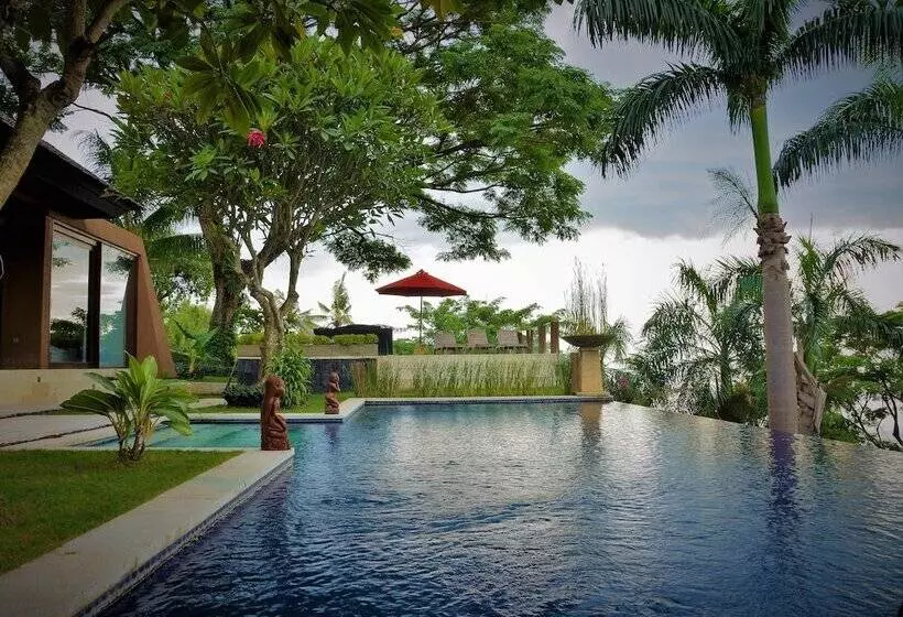 Отель Villa Tiara Lombok Island