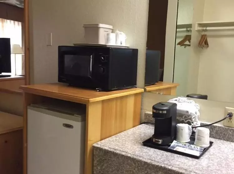 Мотель Tiki Lodge