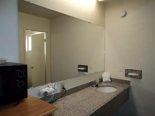 Мотель Tiki Lodge