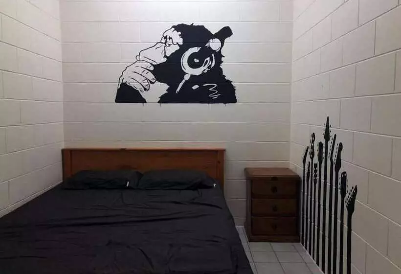 هاستل Frogshollow Backpackers