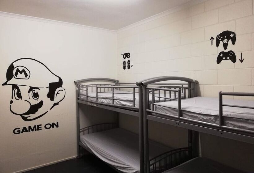 فندق صغير Frogshollow Backpackers