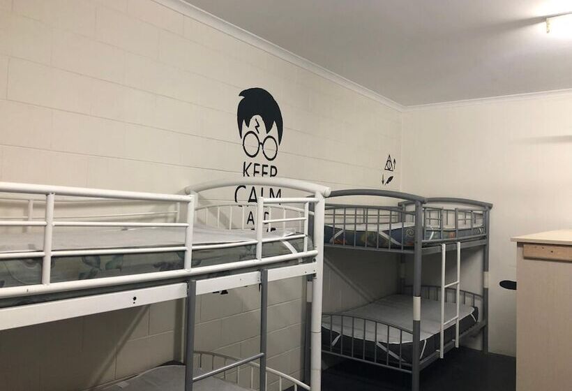 فندق صغير Frogshollow Backpackers