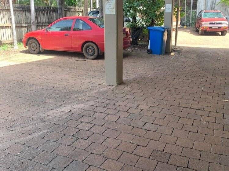 فندق صغير Frogshollow Backpackers