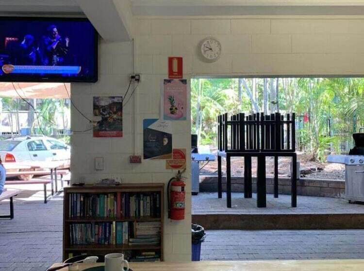 فندق صغير Frogshollow Backpackers