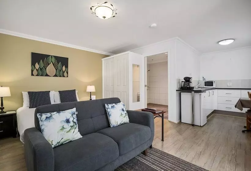 Bed and Breakfast Oyster Cove Chalet