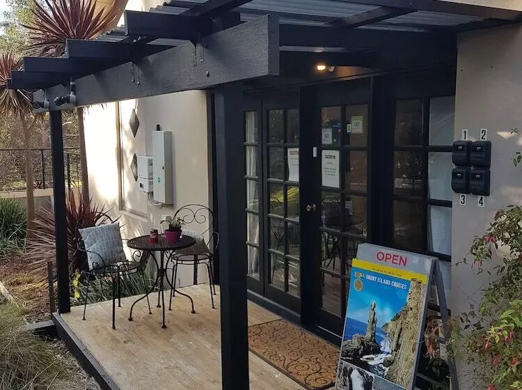 Bed and Breakfast Oyster Cove Chalet