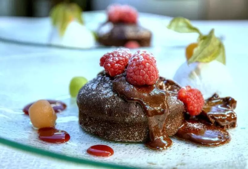 민박 Plas Tan Yr Allt Historic Country House & Estate