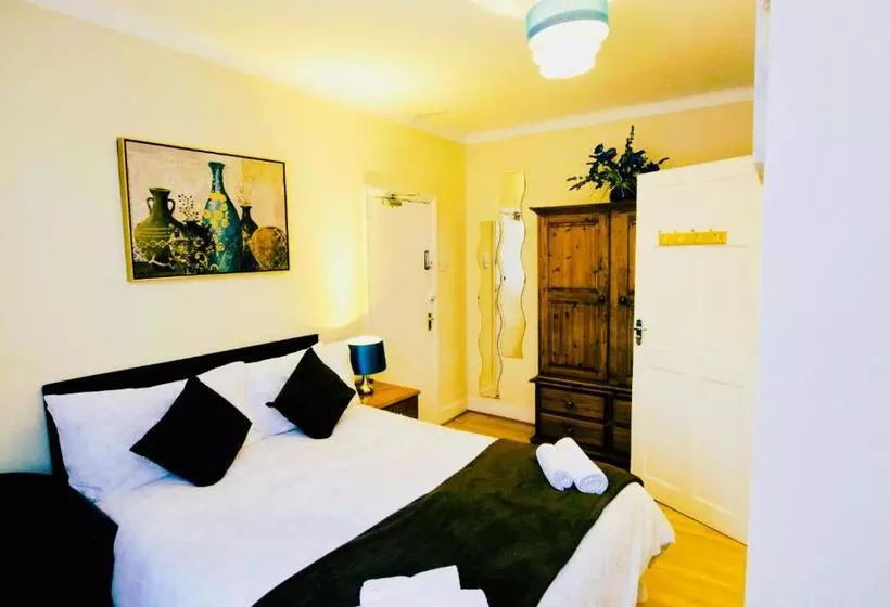 Bed and Breakfast Gable Lodge