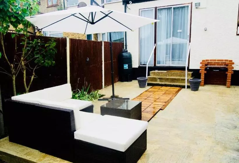 Bed and Breakfast Gable Lodge