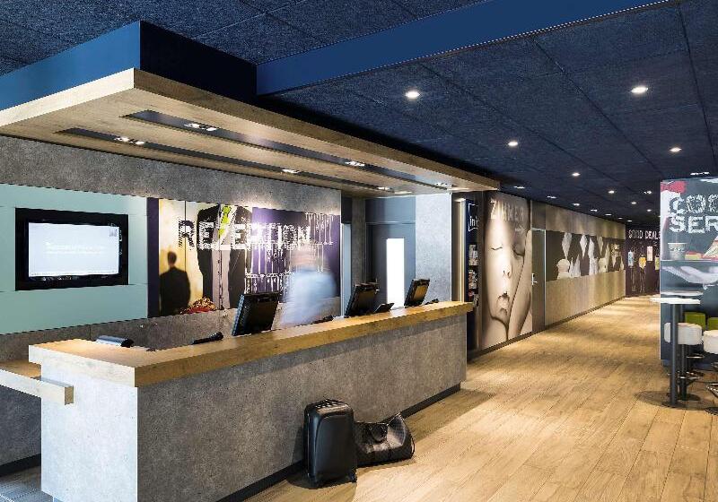 בית מלון כפרי Ibis Budget Zurich Airport