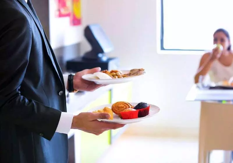 ホテル Ibis Chennai City Centre An Accor Brand