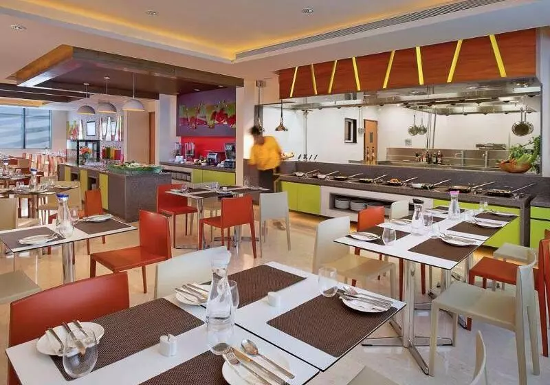 ホテル Ibis Chennai City Centre An Accor Brand