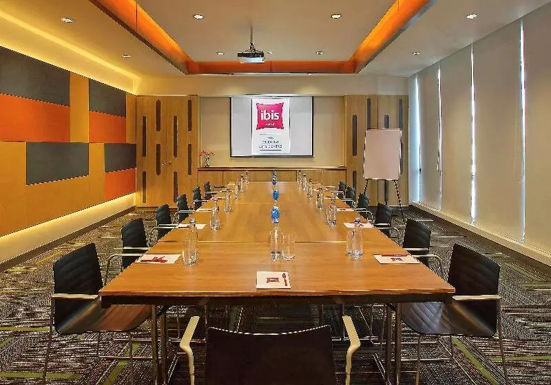 ホテル Ibis Chennai City Centre An Accor Brand