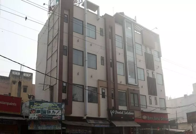 Отель Oyo Rooms Near Railway Station Meerut
