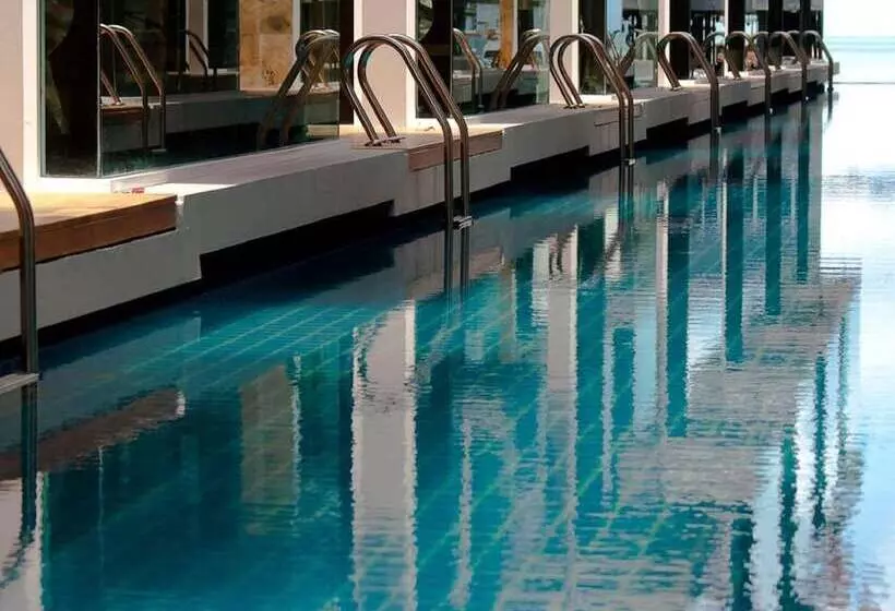 בית מלון כפרי P10 Samui