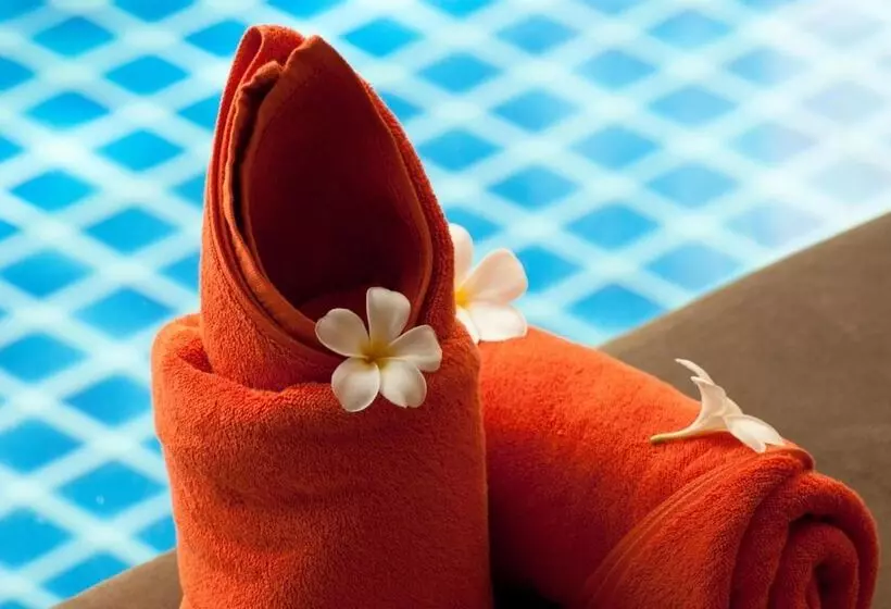 בית מלון כפרי P10 Samui